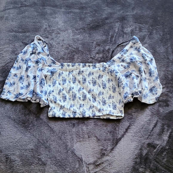 Blouse - Picture 2 of 3